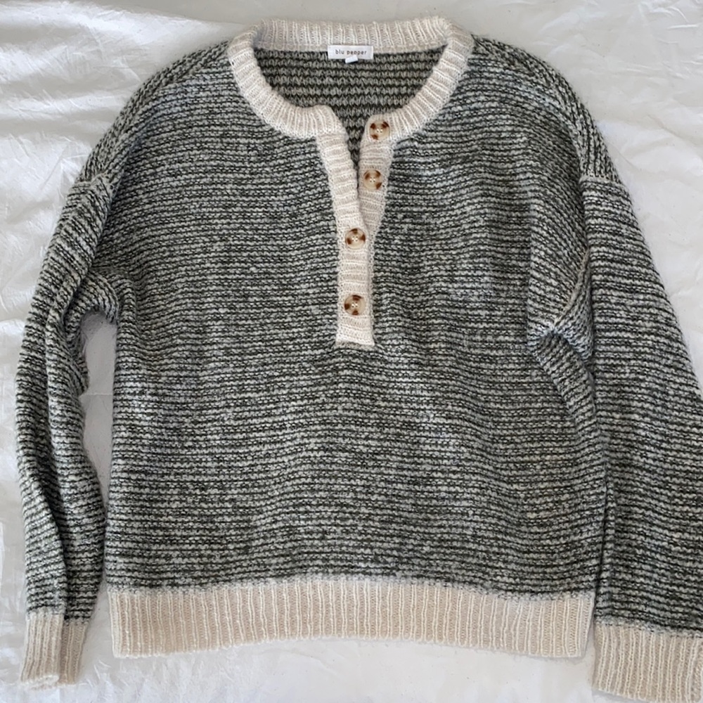Blu Pepper Knit Pullover
